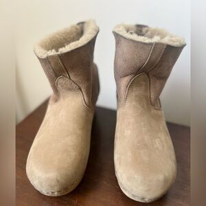No. 6 Tan Shearling Lined Boots Size 37